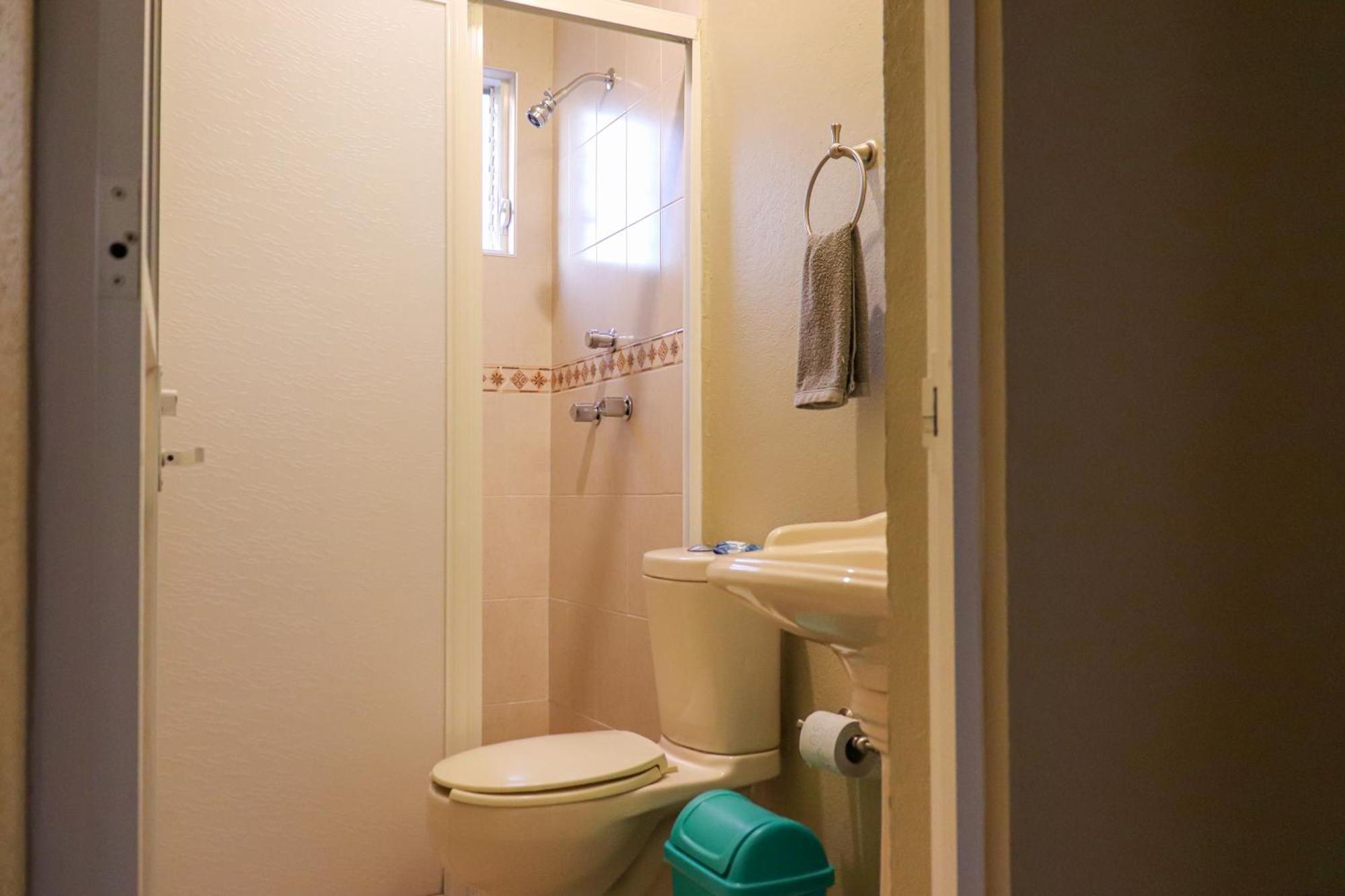 Hotel Coroneo Ngoại thất bức ảnh