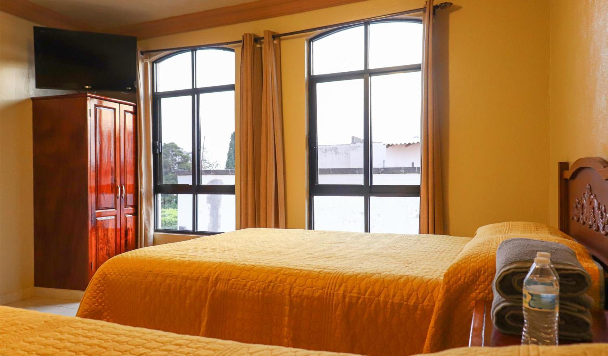Hotel Coroneo Ngoại thất bức ảnh